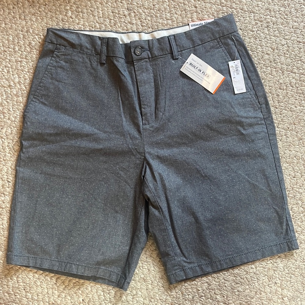 OLD NAVY NWT Mens dressy casual shorts, Gray, size 34